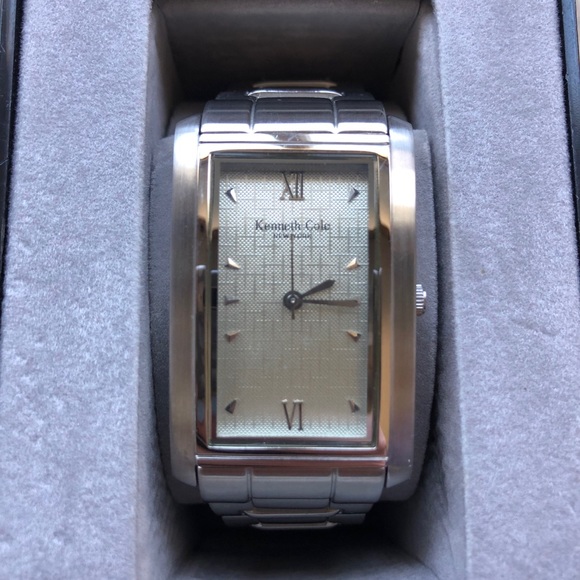 EUC silver Kenneth Cole ladies watch - Picture 2 of 6